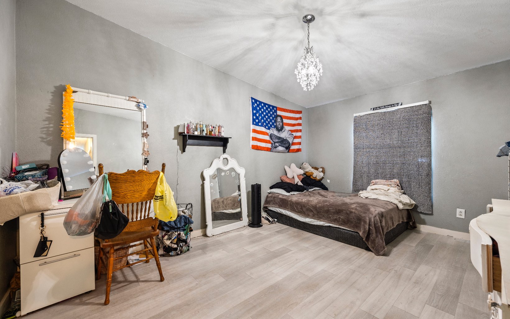 605 NE Governor Ave.