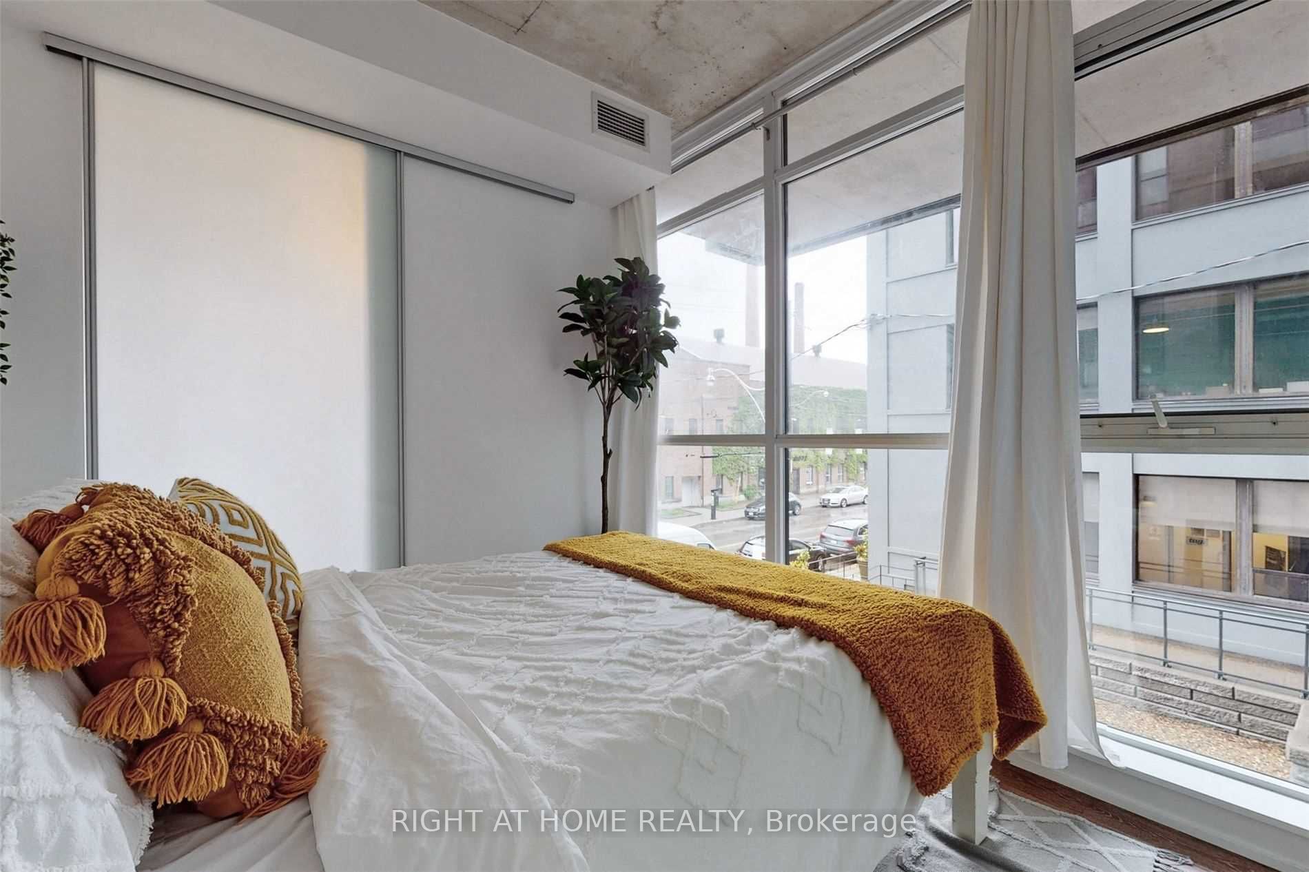 1190 E Dundas St 220