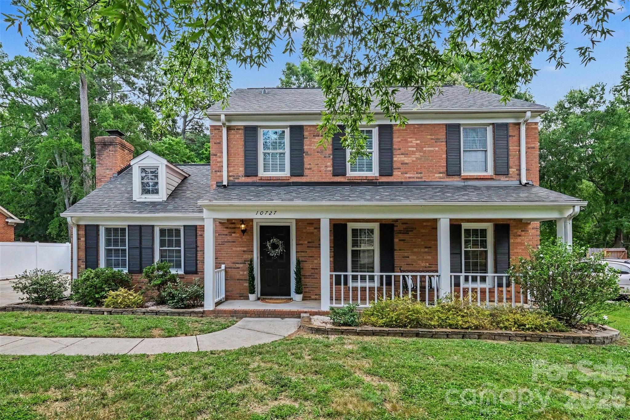Location! All brick home in the desired Colony Woods neighborhood in Ballantyne. Just minutes away from everything the area has to offer! Large private backyard with new fence installed in June 2026. New roof March 2026. Brand new LVP flooring, stove and microwave. Furnace and HVAC June 2023. Unbeatable access to everyday essentials, major shopping centers, a variety of dining options, golf courses, entertainment and I-485. This home combines tranquility and convenience in one of South Charlotte's most sought-after locations.