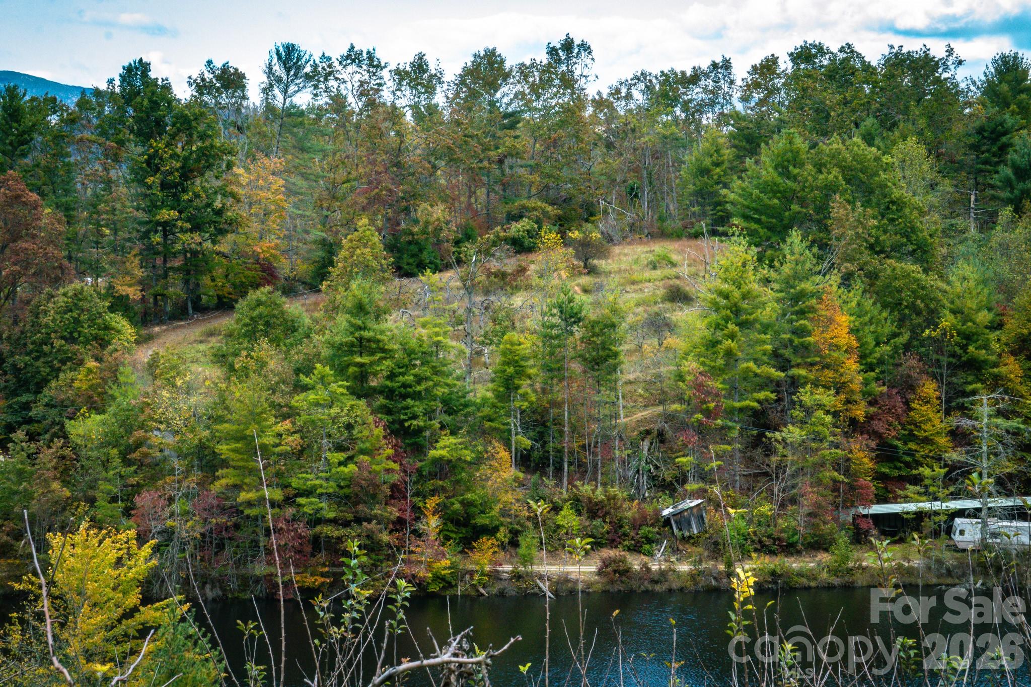 876 Saylor Lake Road