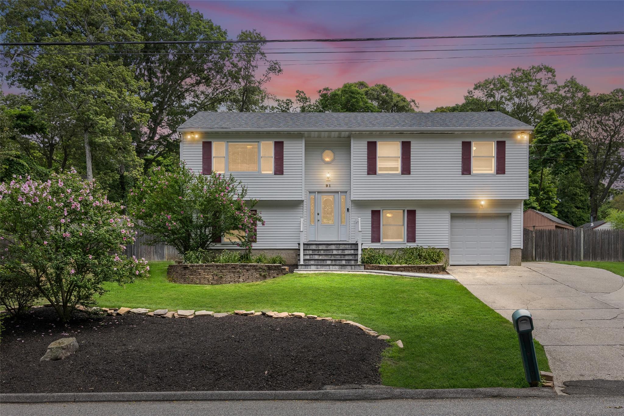 91 Woodhull Landing Road