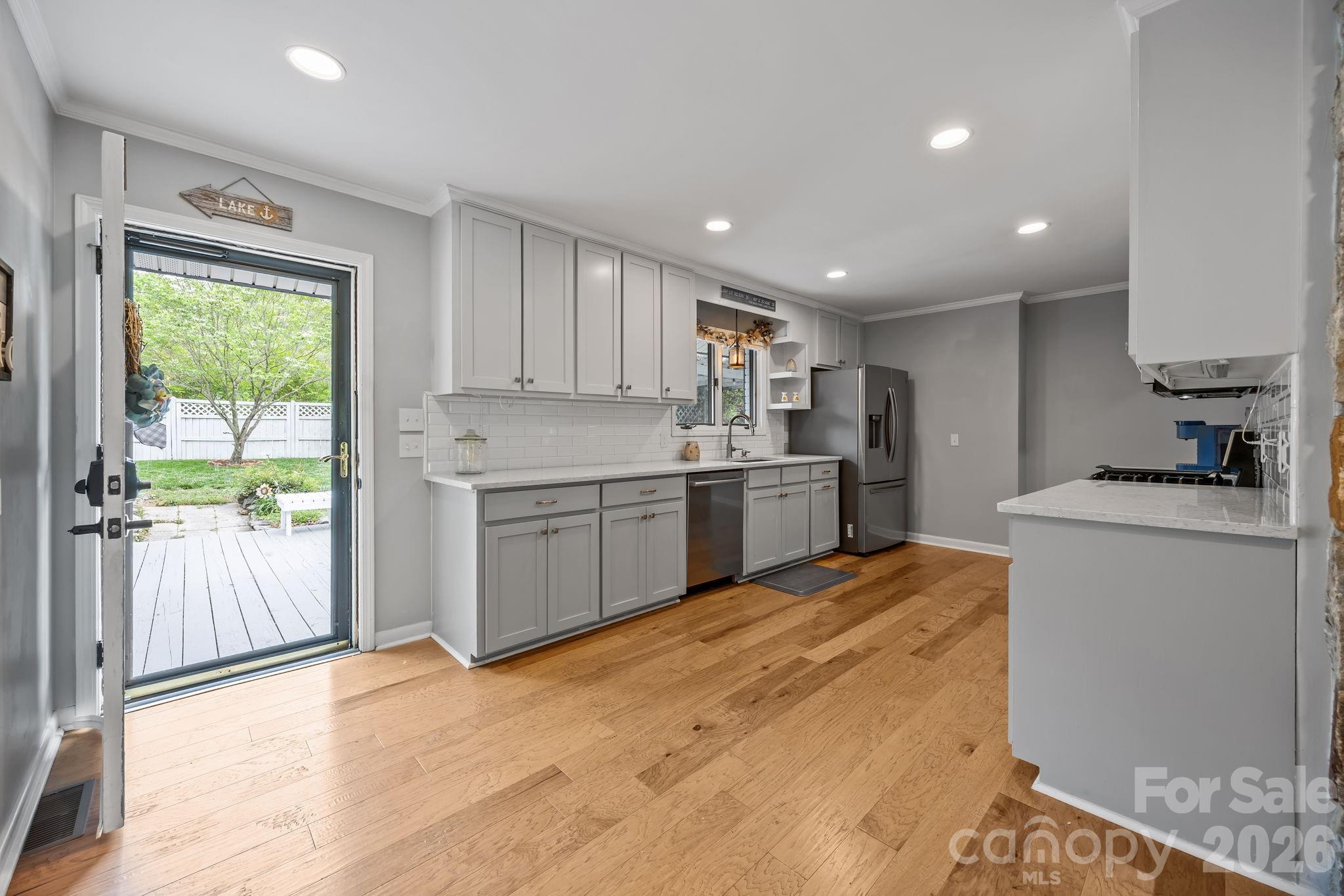 10708 Willow Oak Road