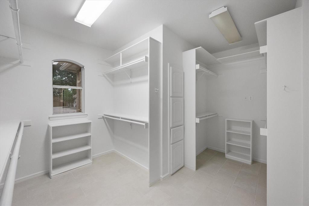 2800 Broadacres Lane