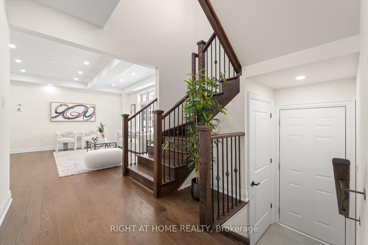 51 S Bowline Vista St