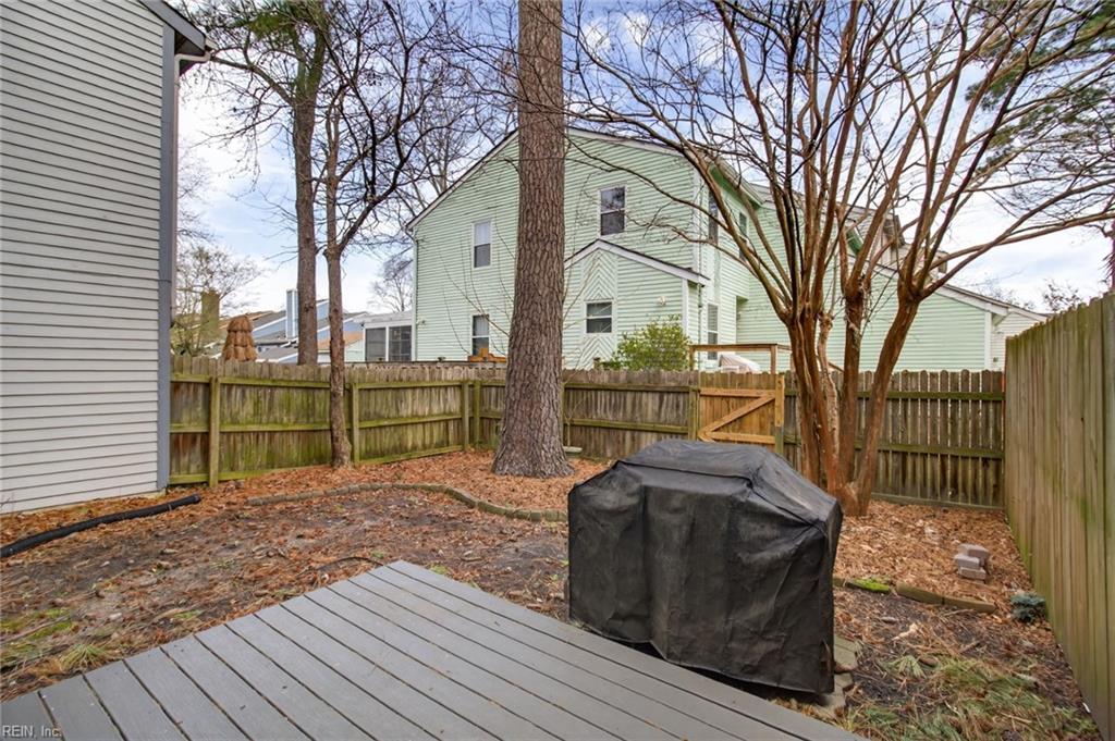 1512 Colonnade Drive