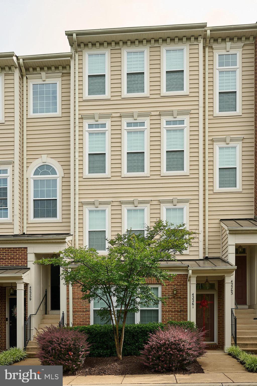 Welcome to this beautiful and well maintained 3 Bed, 2 Full and 1-half bath townhome in the desirable Amber Spring Condominiums of Aldie. Spanning 2,025 sq ft across three levels. Whole home is freshly painted.Upgrade wood flooring in 2025 with all levels and bathroom floorsNew refrigerated installed in Dec 2025New dishwasher - 2025New water heating system New microwave Renovated garage floor