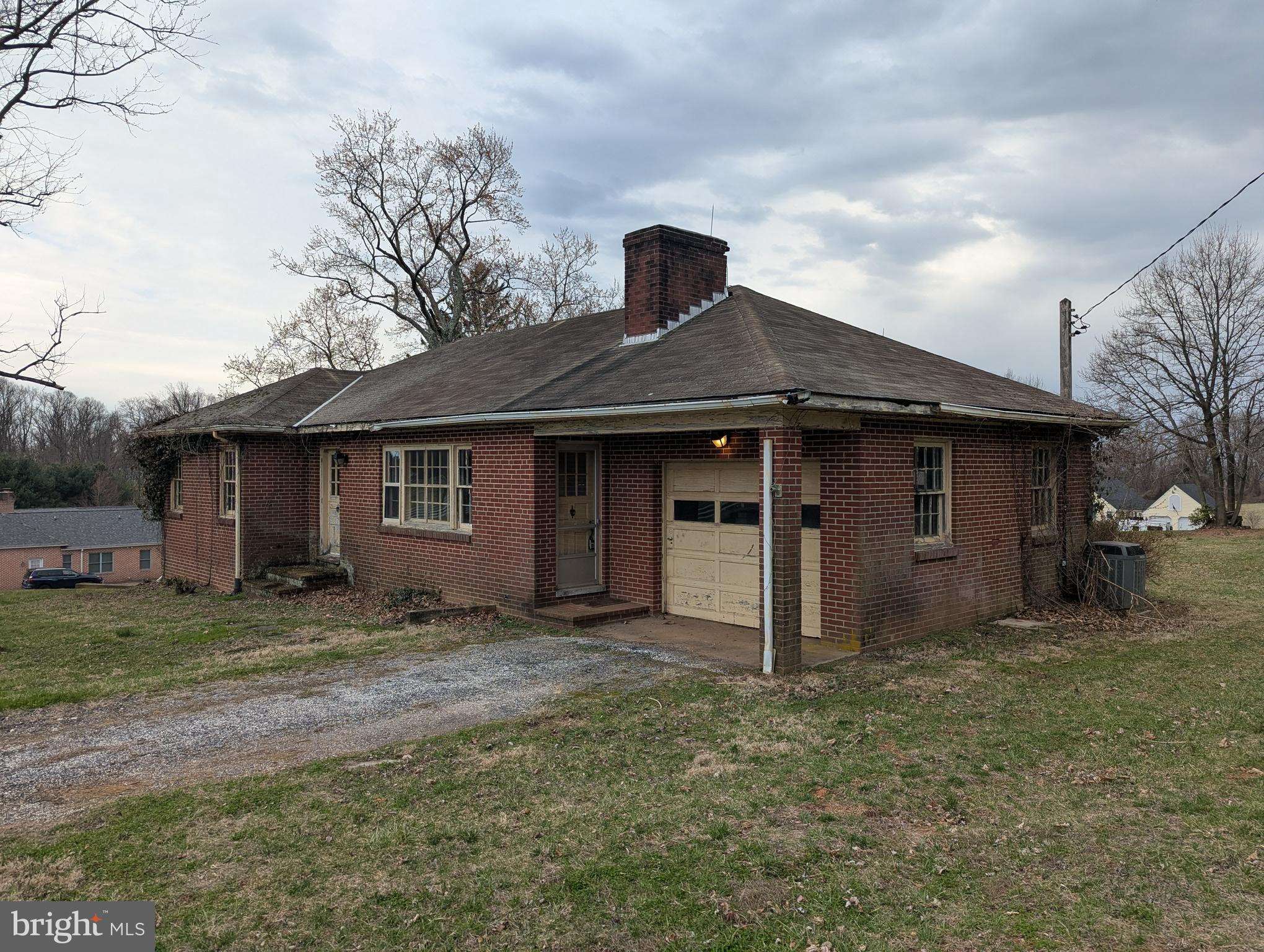 13500 Blenheim Rd N  