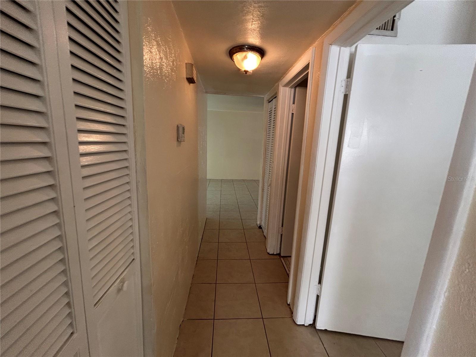 1229 Kennedy Road 43