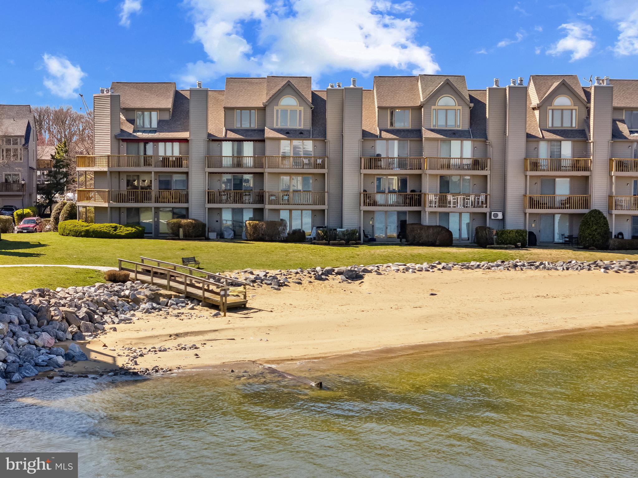 2175 Chesapeake Harbour Dr  