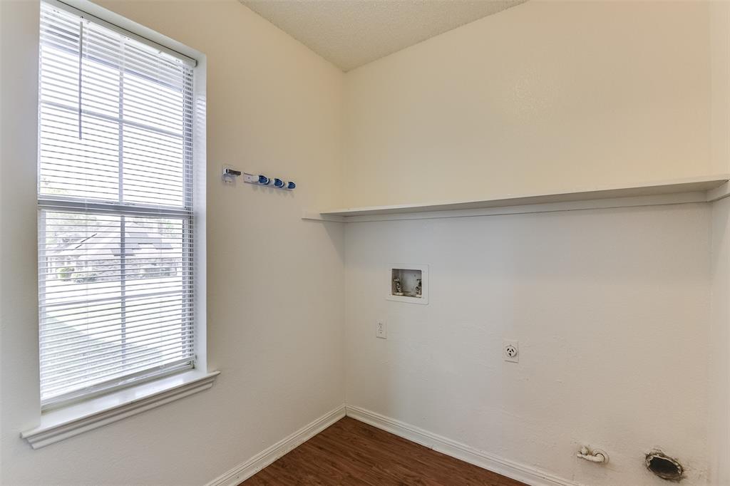 612 Inglewood Trail
