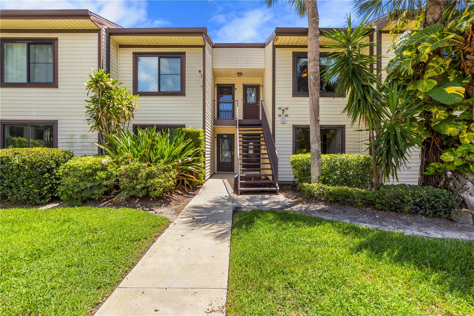 Virtually Staged. This 2-bedroom, 2-bath condo is a second-floor unit in Tarpon Springs and remained dry during the recent hurricanes. New carpet was installed this year, and the home includes an in-unit washer and dryer for added convenience. The layout offers comfortable living spaces with plenty of natural light.A rare bonus is the free boat tie located just steps from the unit, making it easy to enjoy direct access to the water. The second-floor location adds peace of mind while taking advantage of the surrounding waterfront setting.The community is subject to an HOA and offers a low-maintenance lifestyle. Located in Tarpon Springs, you'll have convenient access to marinas, waterfront parks, downtown shops and restaurants, the Sponge Docks, and Gulf beaches, with major roadways nearby for an easy commute.