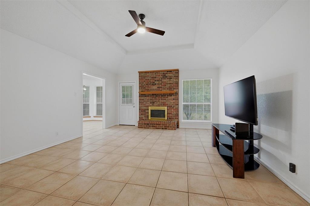 742 S Valentine Drive