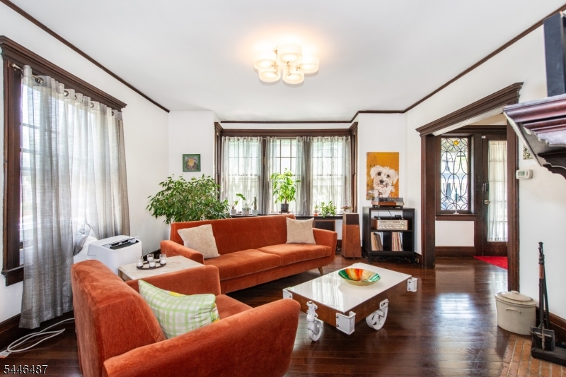 786 Lake, Newark, NJ 07104