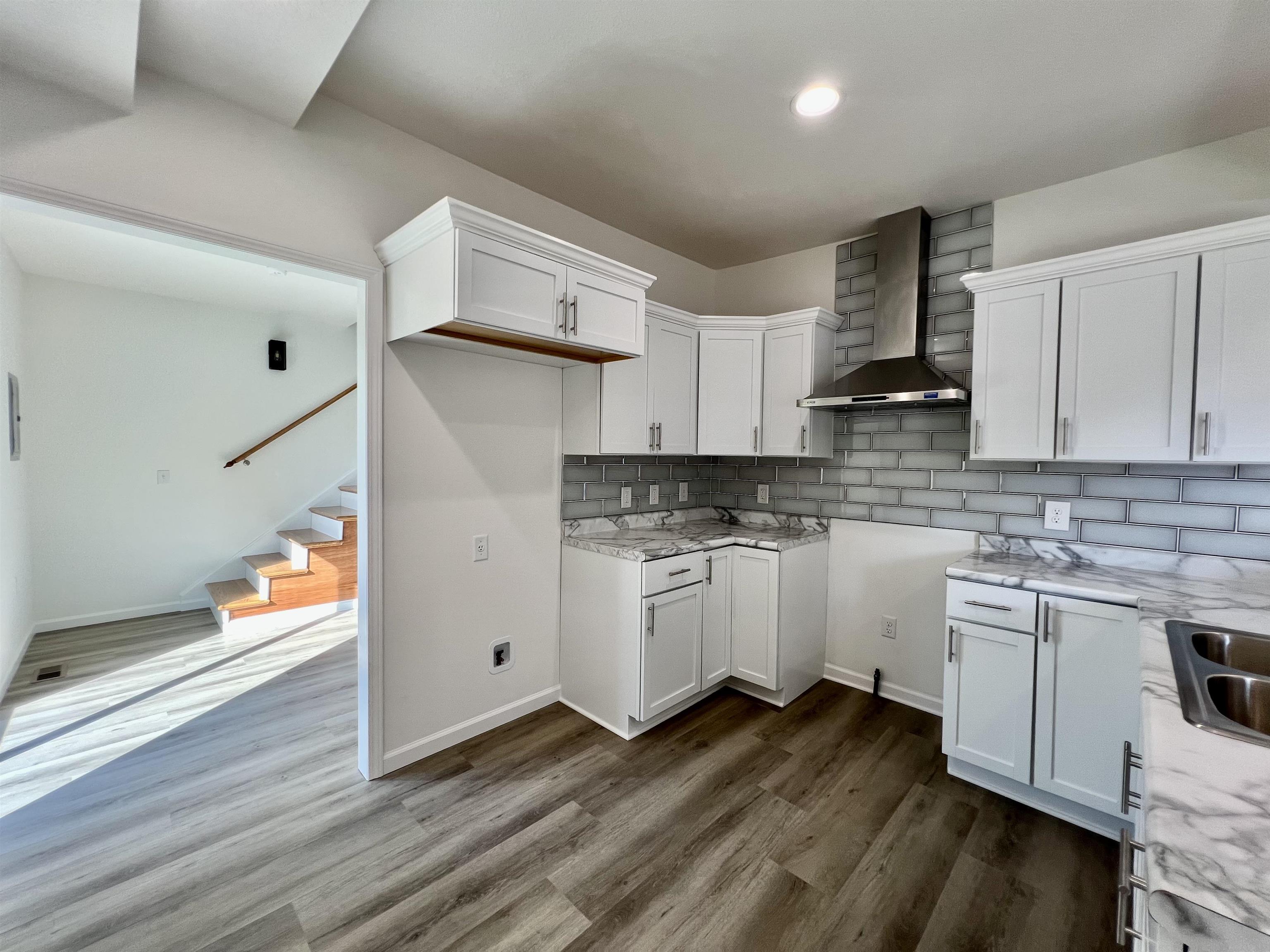 829 S Summit