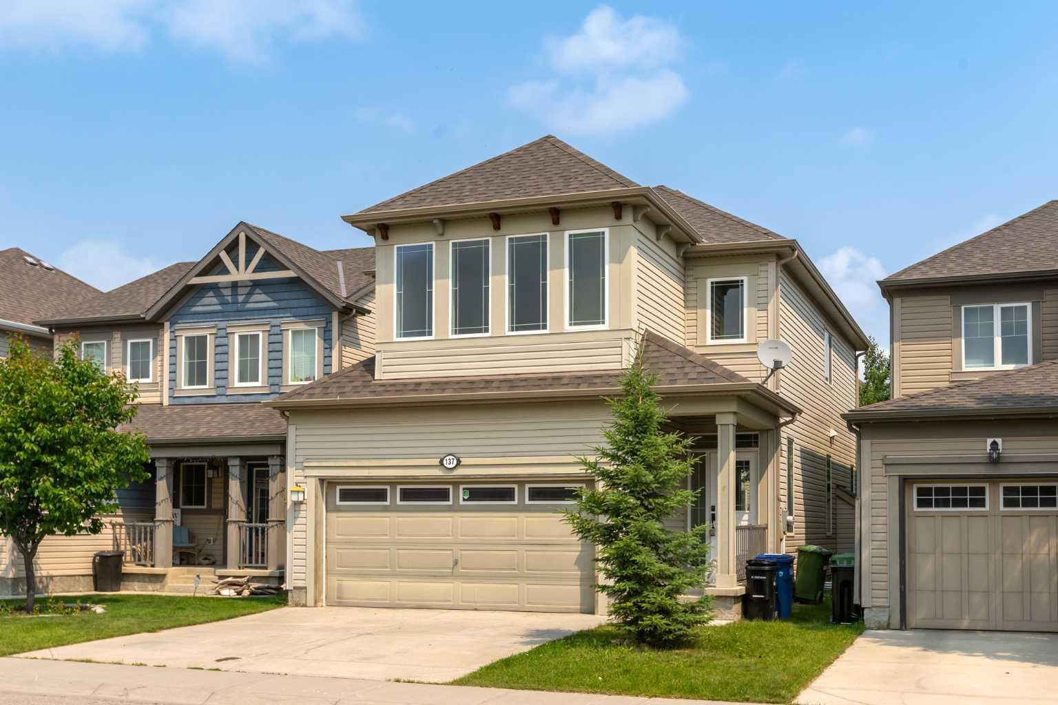 137 Windridge Road SW
