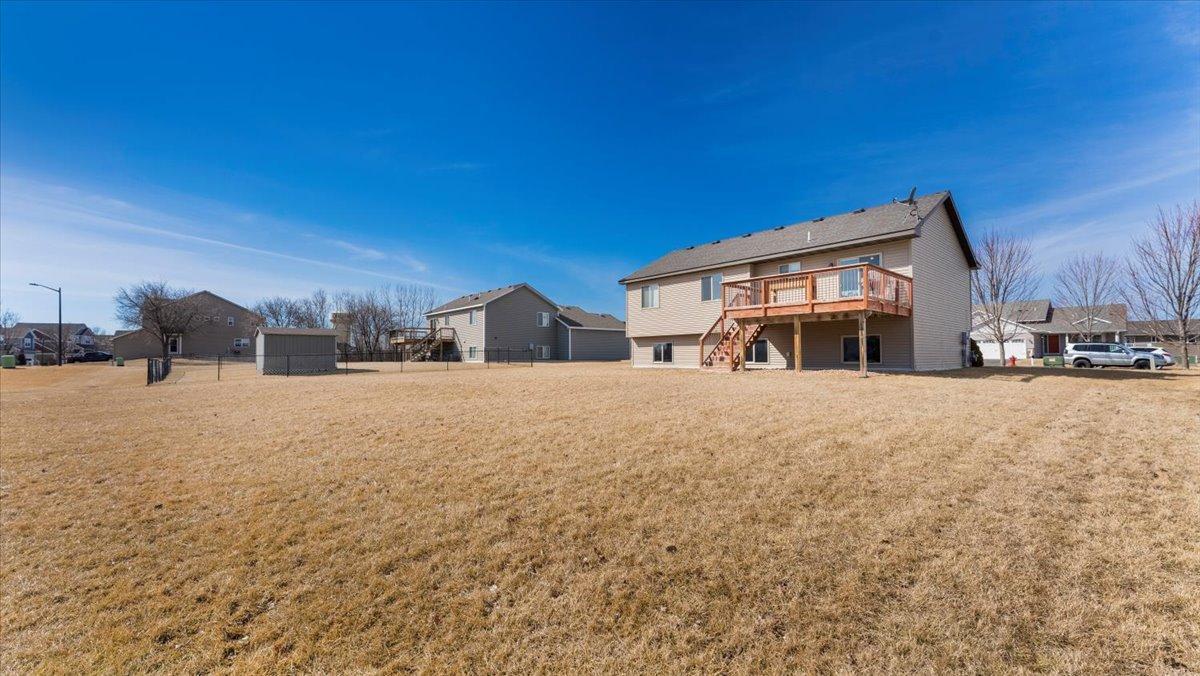 7379 Kittredge Circle NE