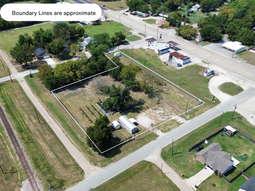 105 N Bonner Avenue 1