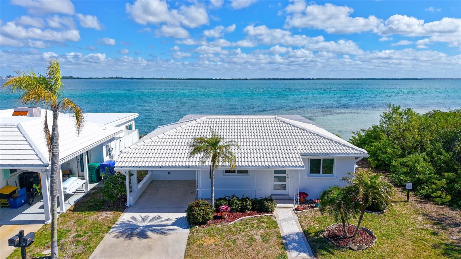 948 Spanish Drive S, Longboat Key, FL