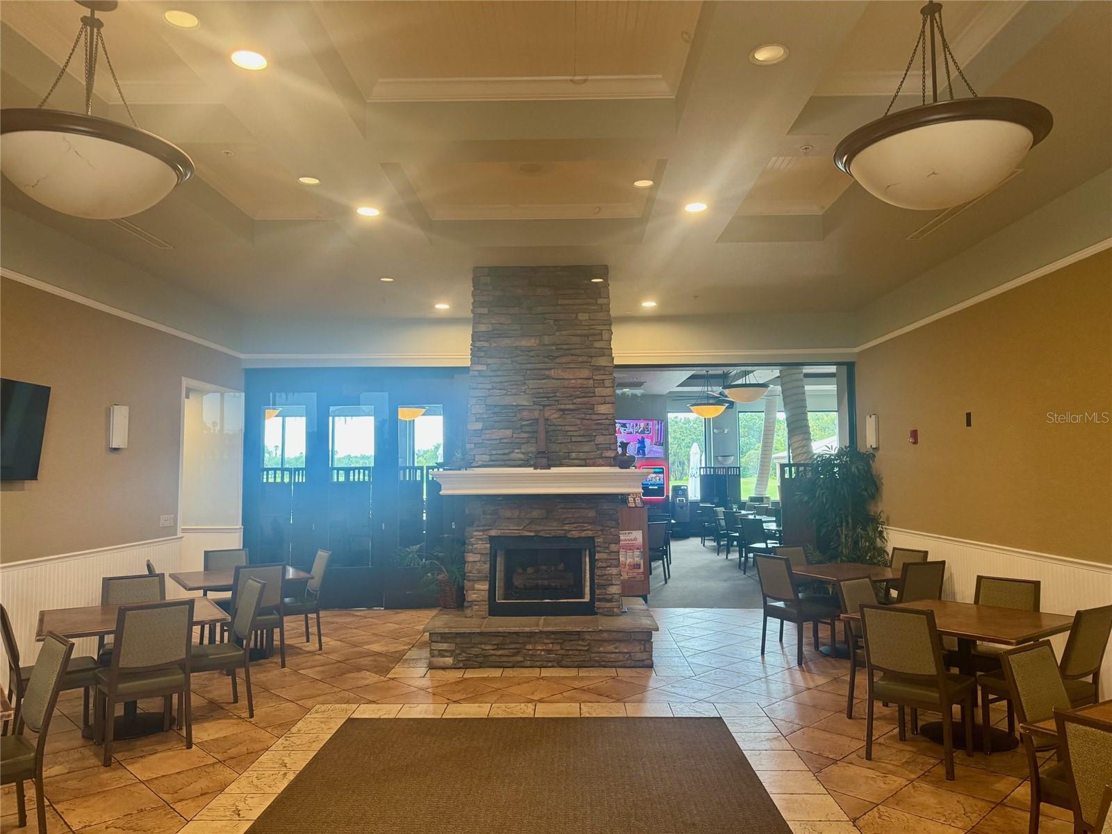 803 Fairwaycove Lane 206