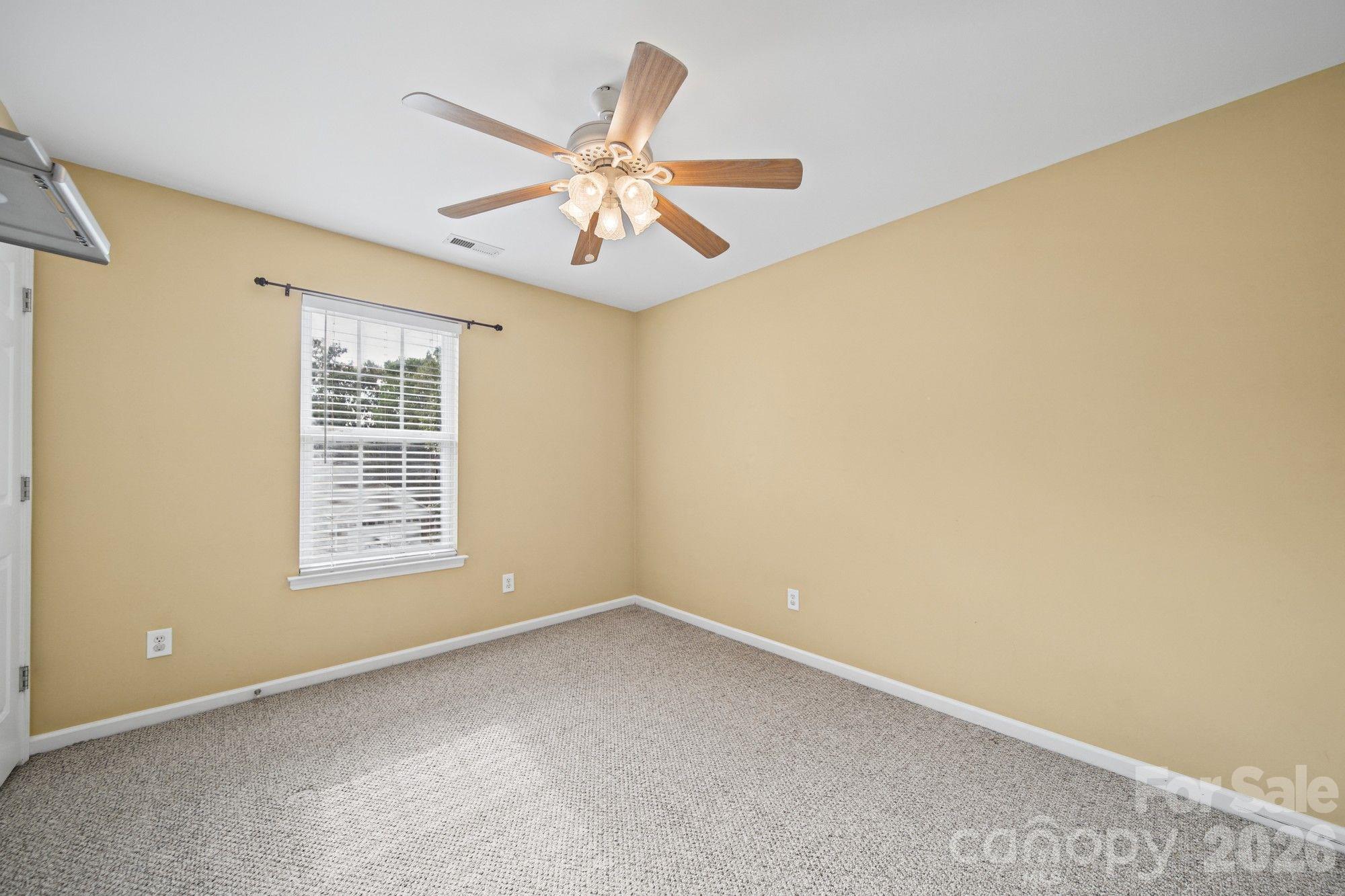 1617 Winthrop Lane 101