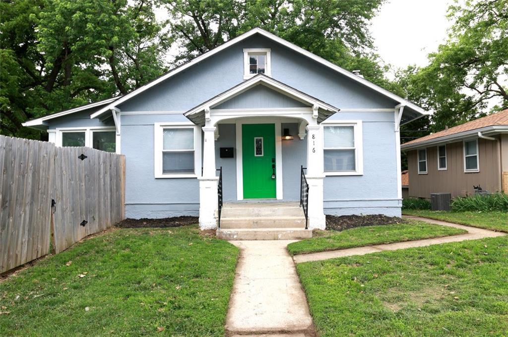 816 S Huttig Avenue
