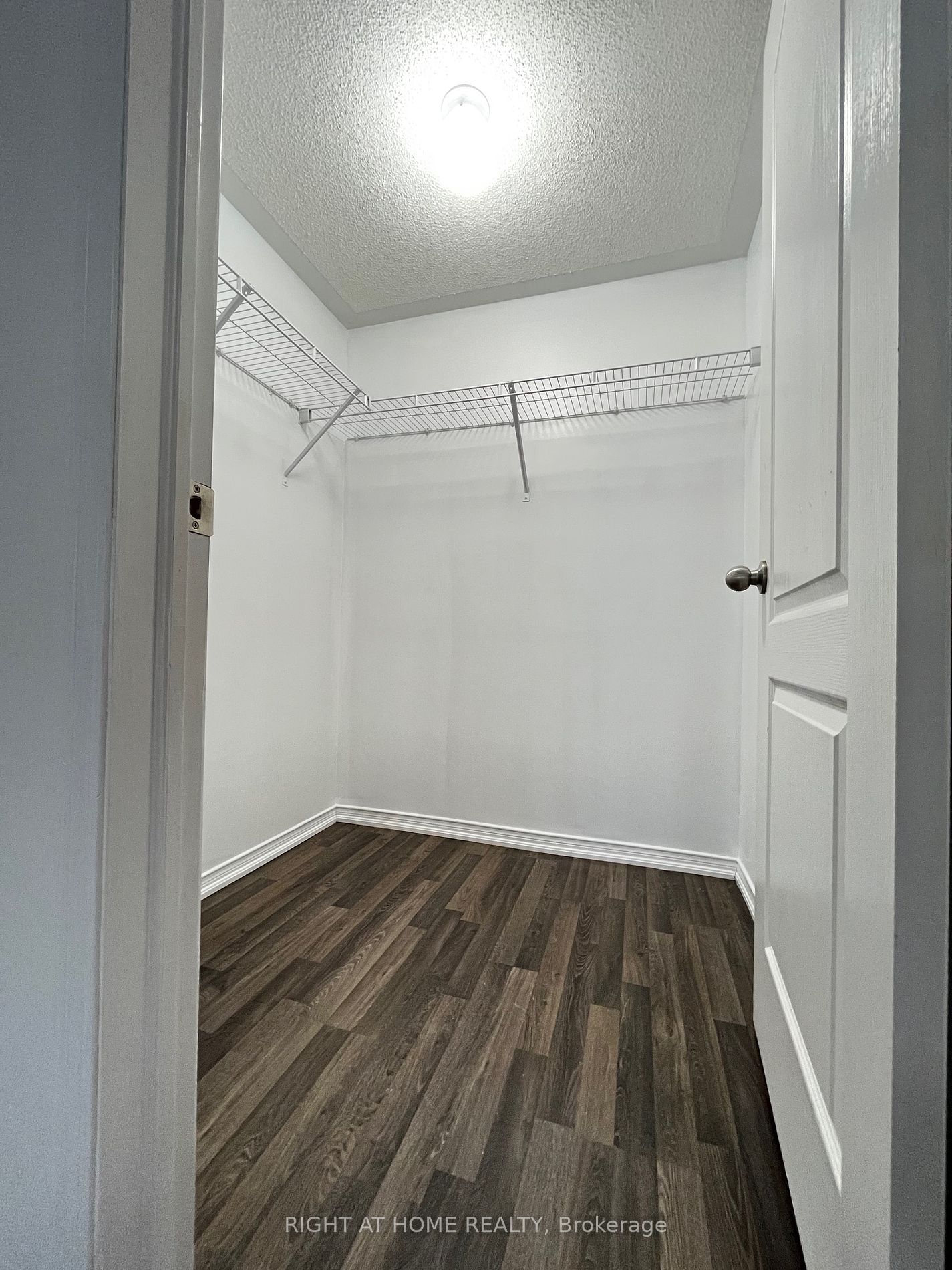 138 Widdecombe Hill Blvd 707