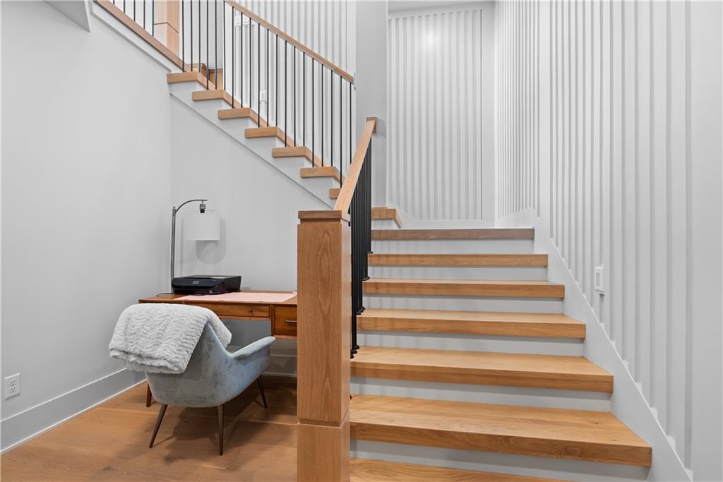 4 Broken Arrow Court