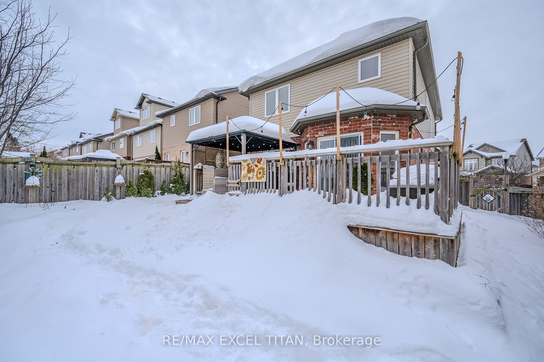 561 Isaiah Cres