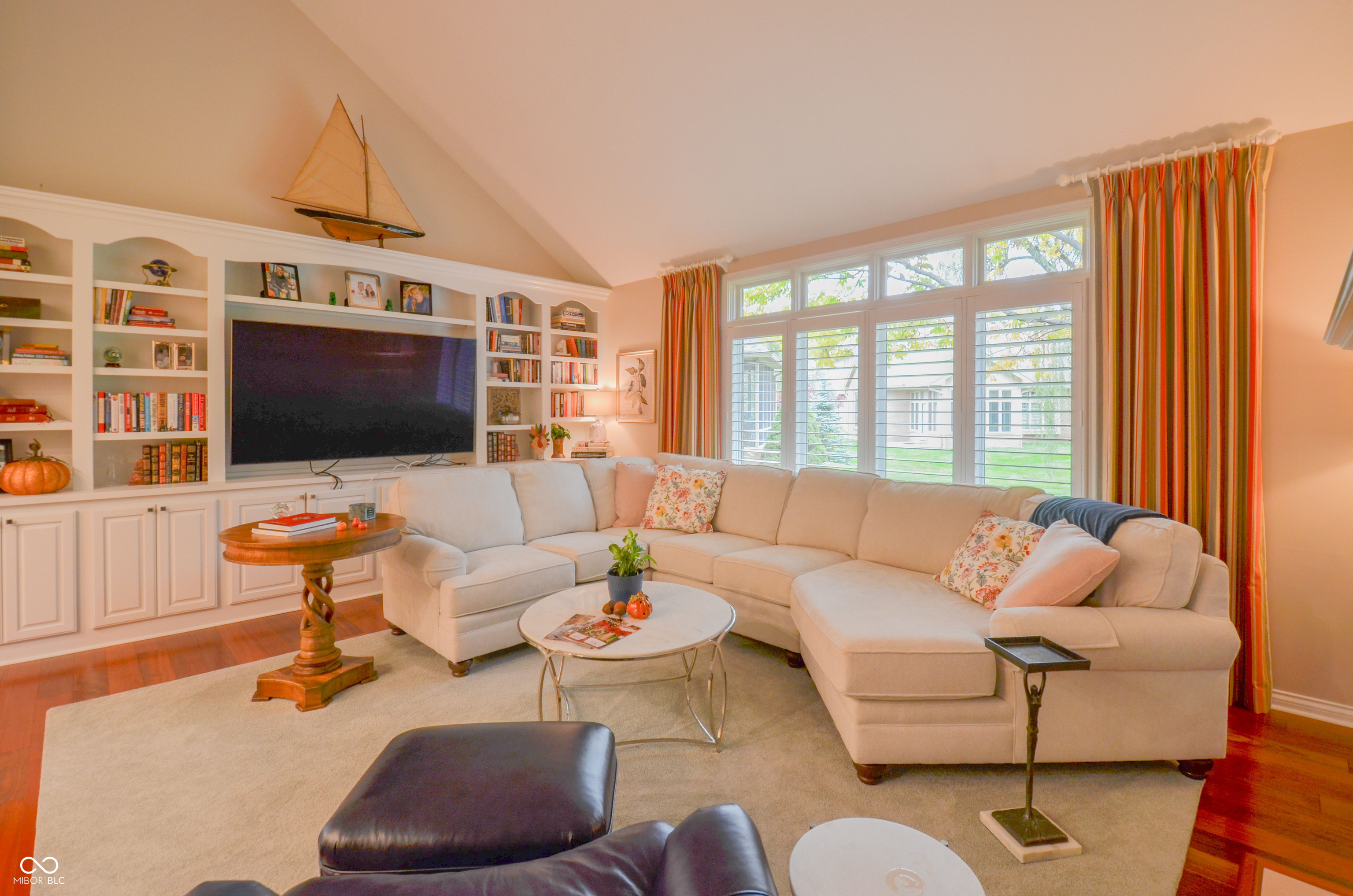 1738 Pathway Drive S