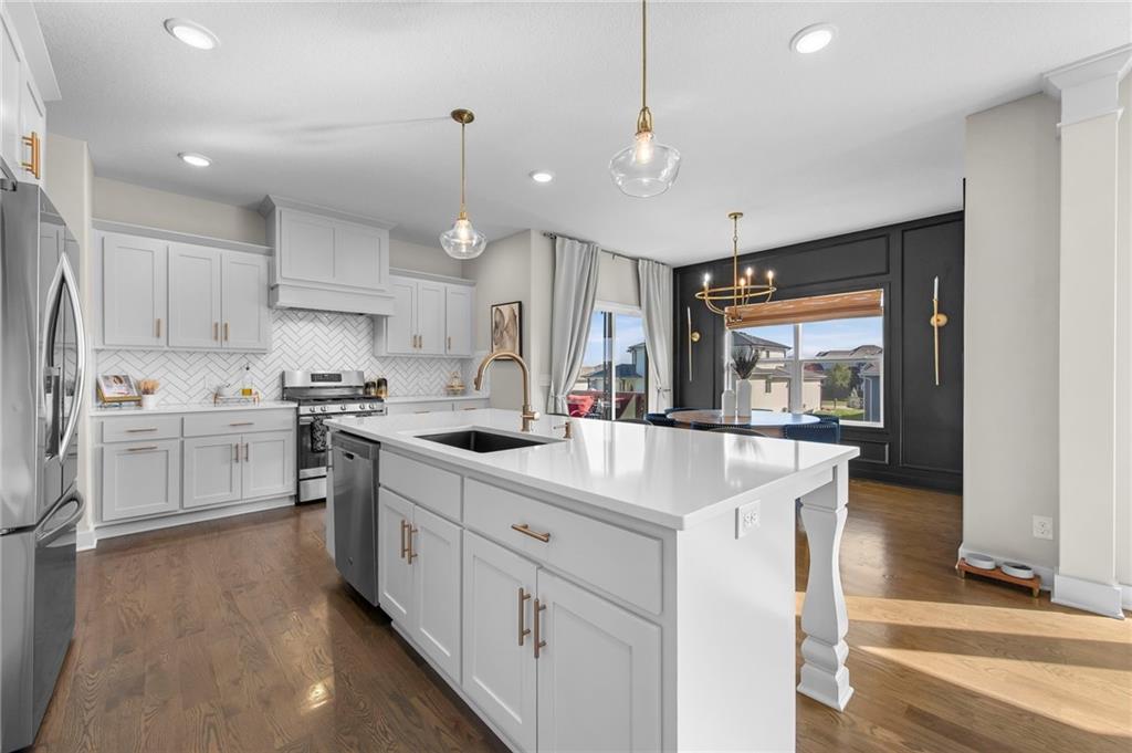 7613 N Tullis Avenue