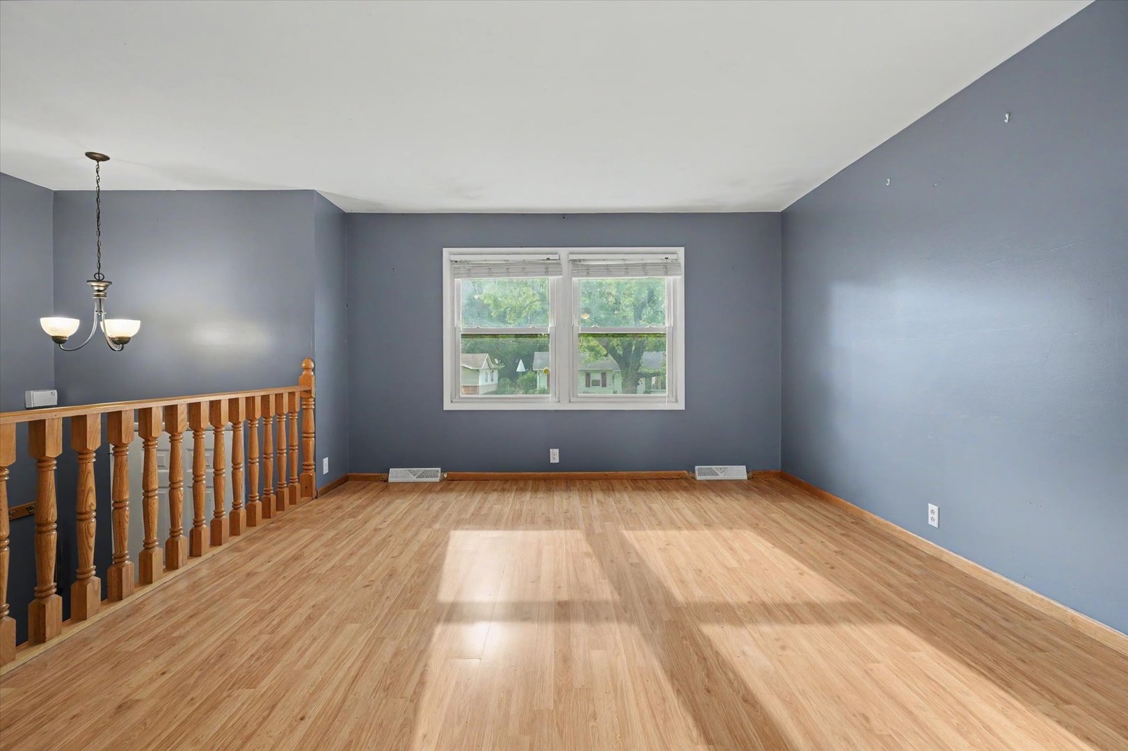 2401 Arden Drive