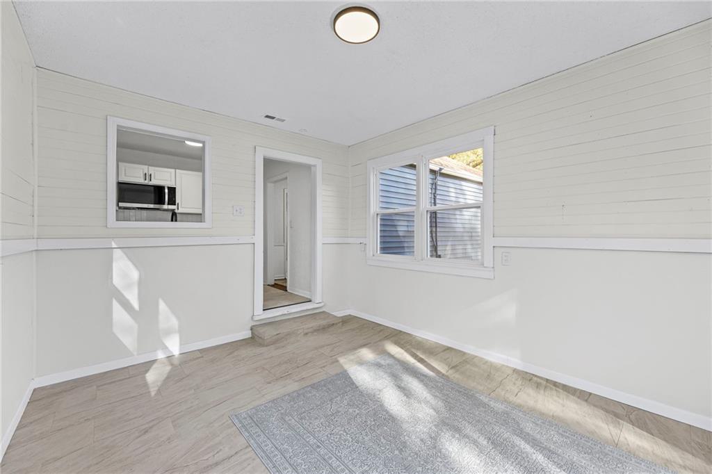 5631 Parkview Avenue