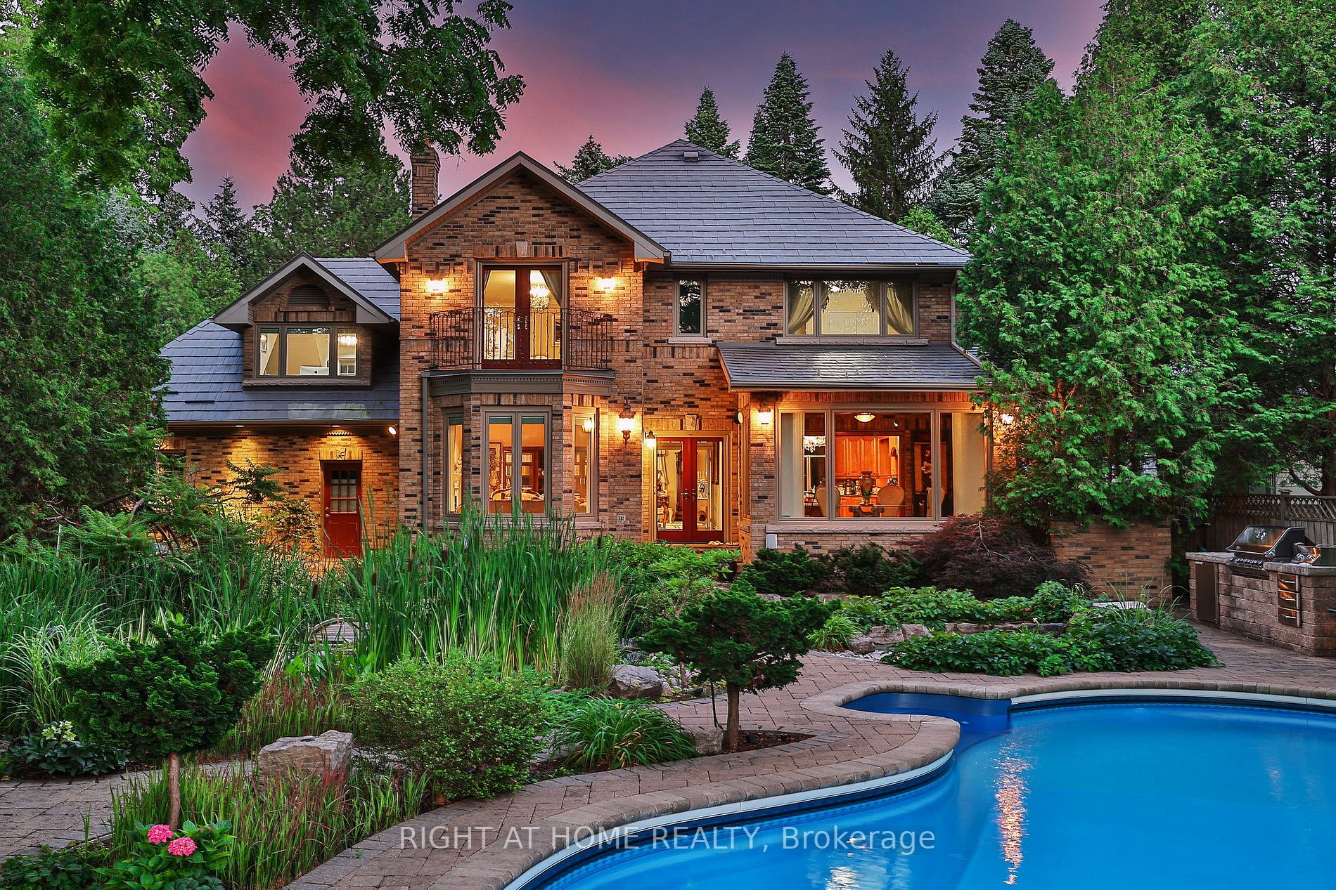 375 W Lakeshore Rd