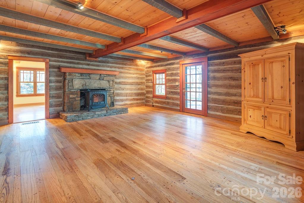 117 Woods View Trail