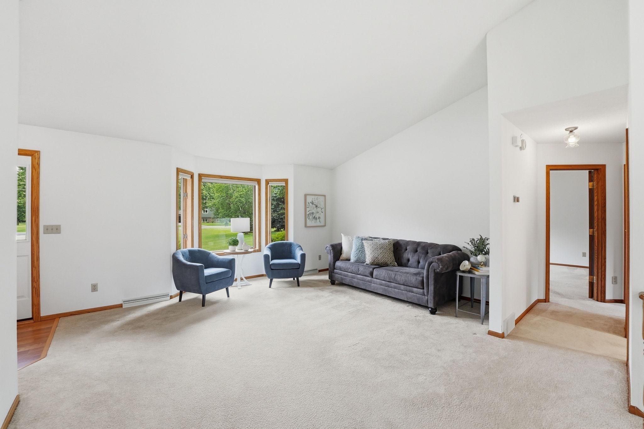 1850 E 49th Street SE