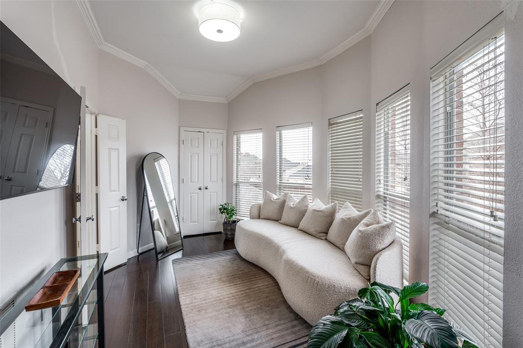 4402 Voyager Drive