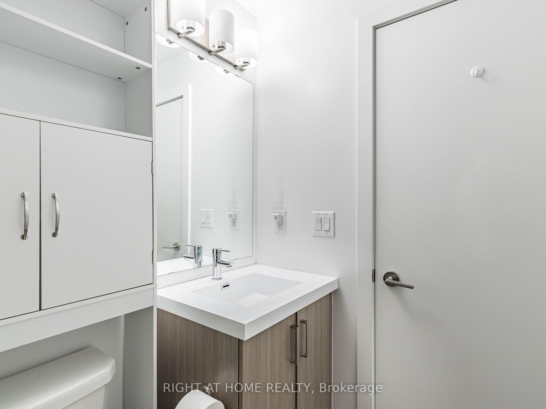 1603 W Eglinton Ave 216