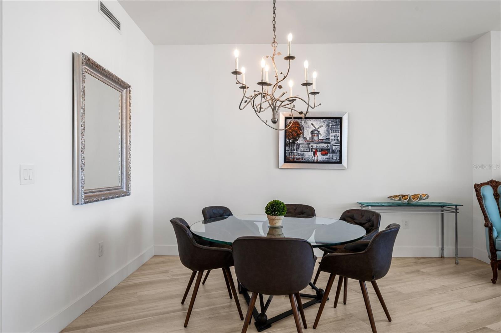 1155 N Gulfstream Avenue 802