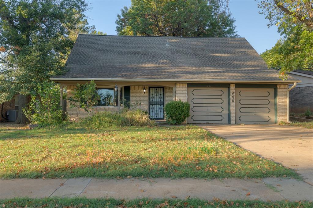 With a practical layout and a convenient northwest Oklahoma City location, this home offers room to make it your own and the potential to build equity through thoughtful improvements. Everyday living spaces are downstairs, with all bedrooms tucked away upstairs for a comfortable separation. There’s opportunity to bring your personal style through cosmetic updates. The main sewer line from the home to the city main was fully replaced two years ago. Nearby shopping, dining, and entertainment at Chisholm Creek and Quail Springs, along with recreation at Lake Hefner, make the location easy to enjoy. Having served as a rental for the past two years, the home also offers possibilities for buyers considering an investment property or a home to build their own equity.