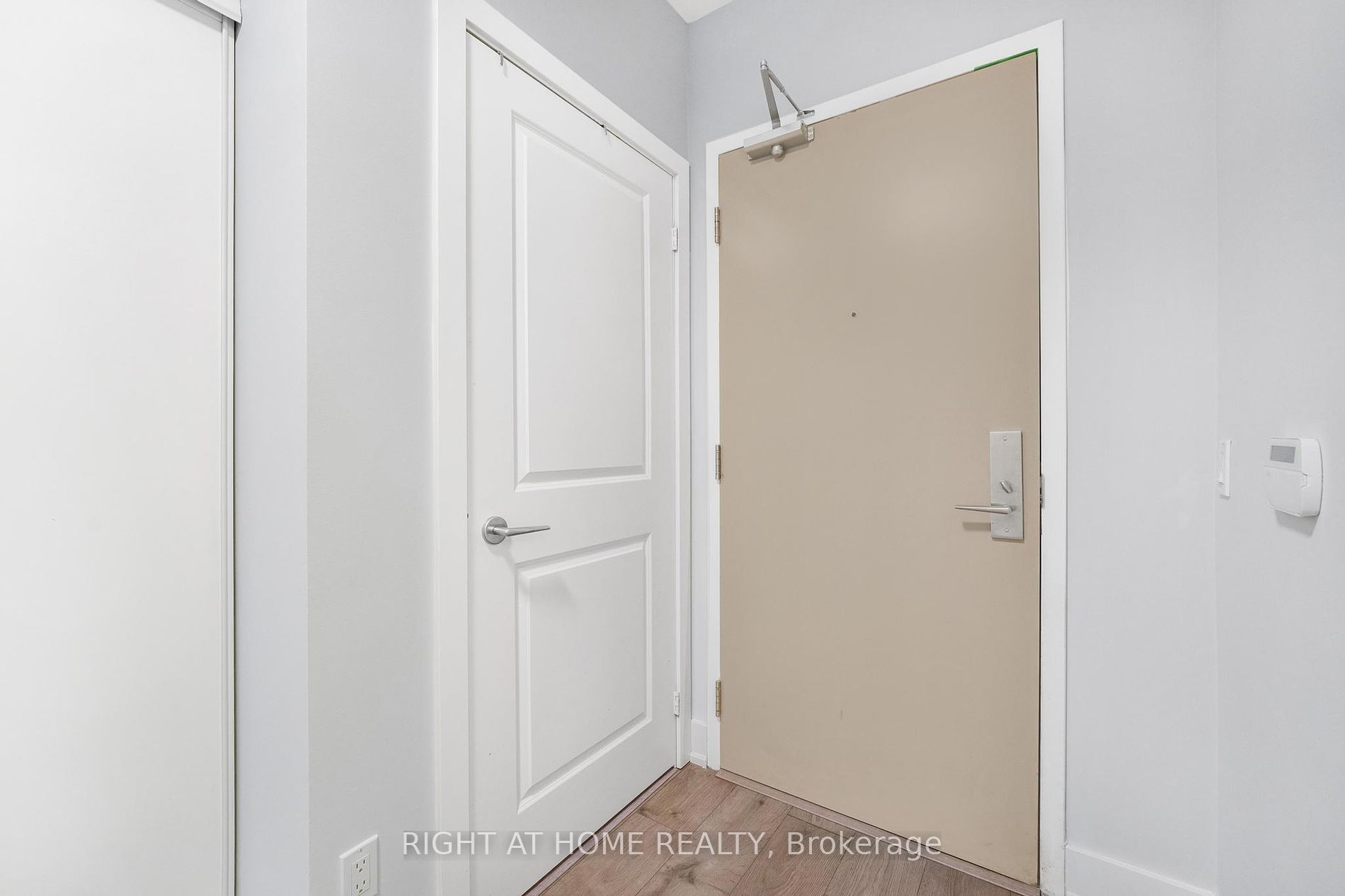 180 Enterprise Blvd 313