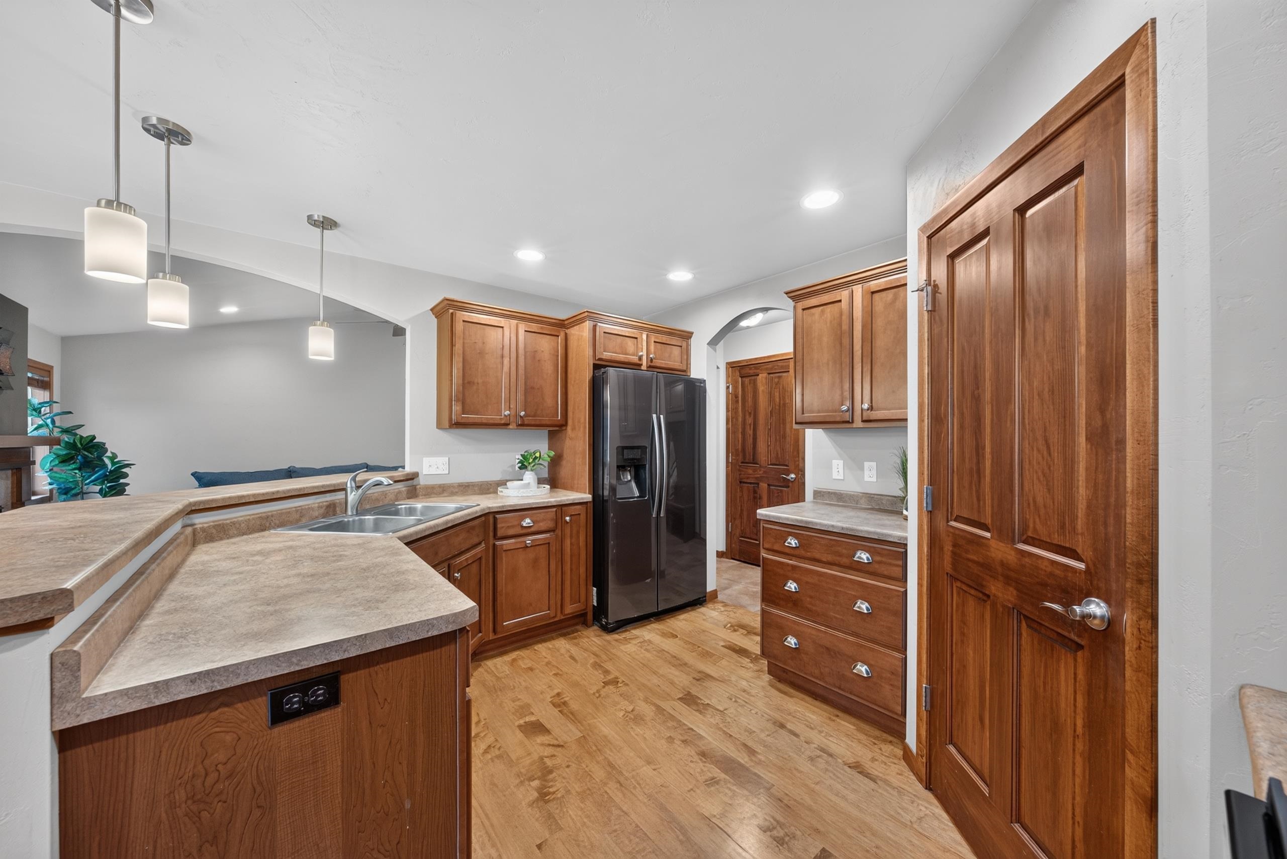 3875 Duchess Lane