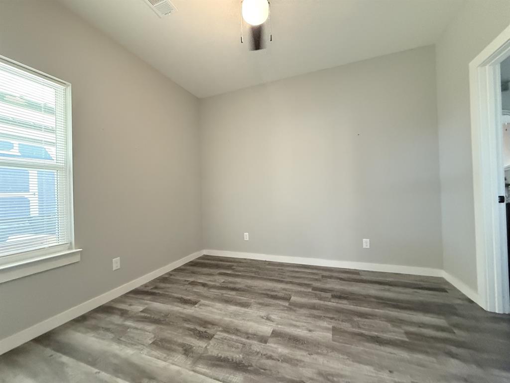 120 W Fairview Street