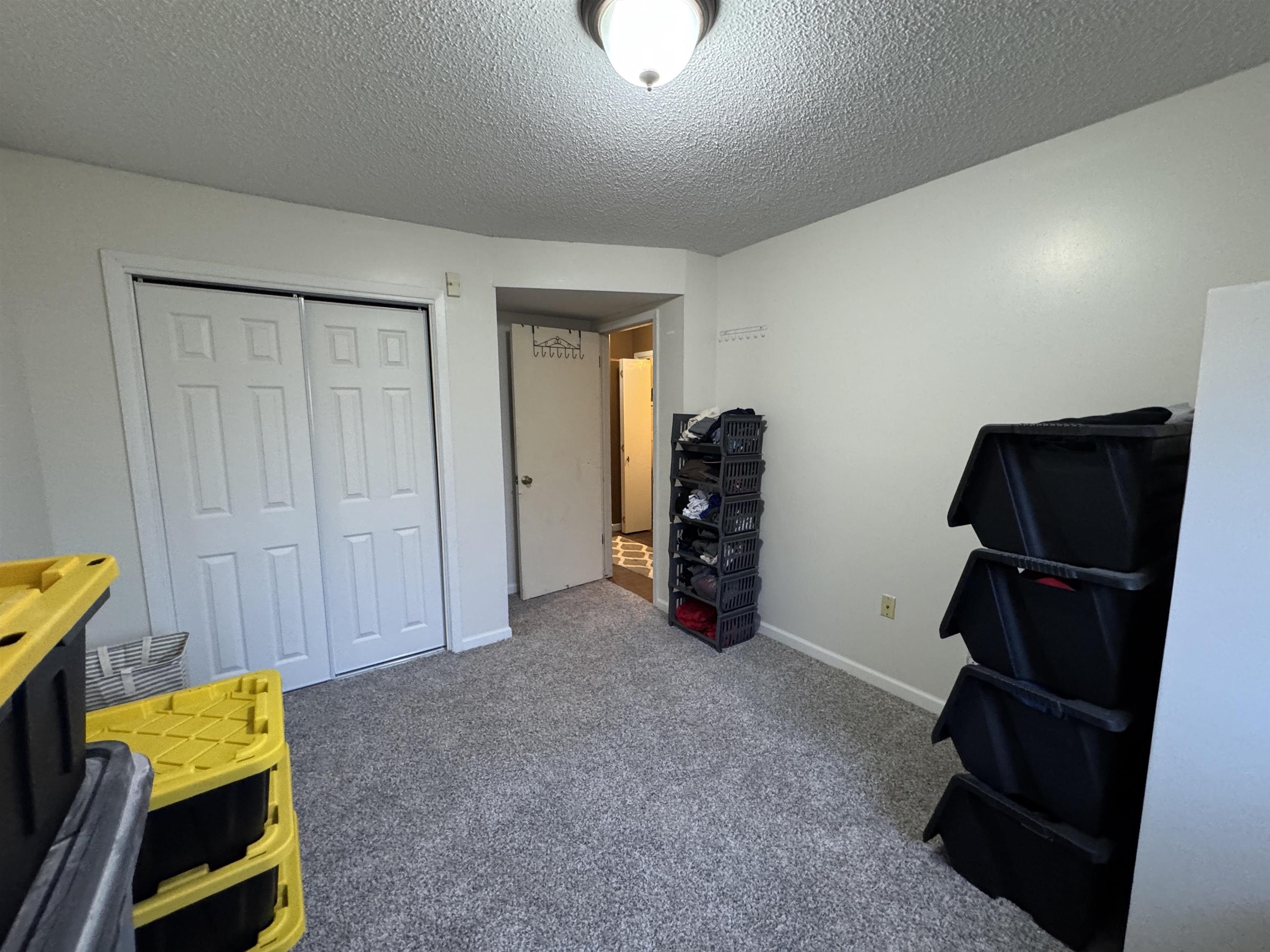 2421 S Yellowstone St