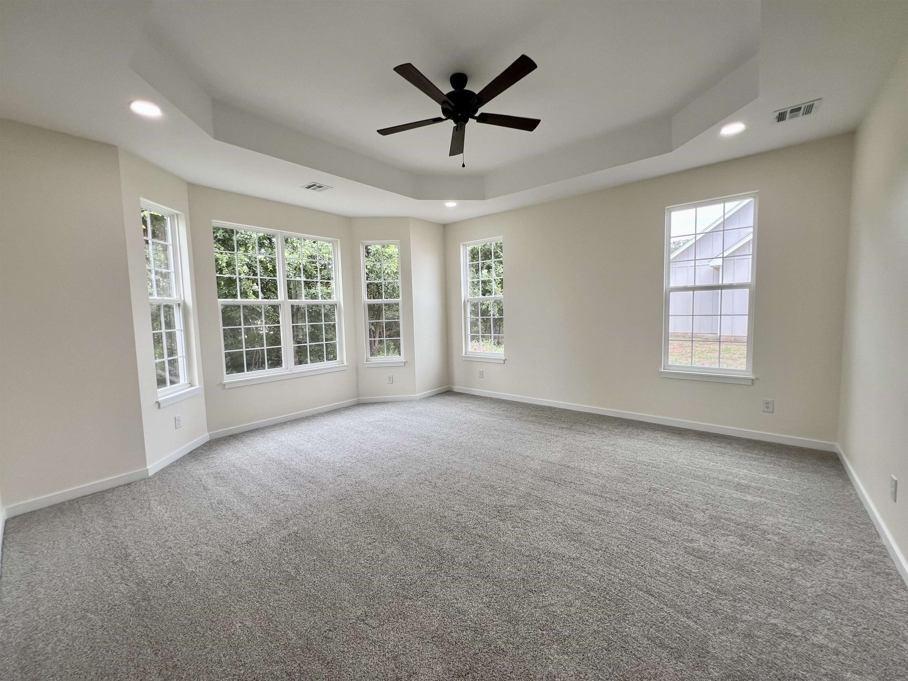 208 Castle Pines Dr