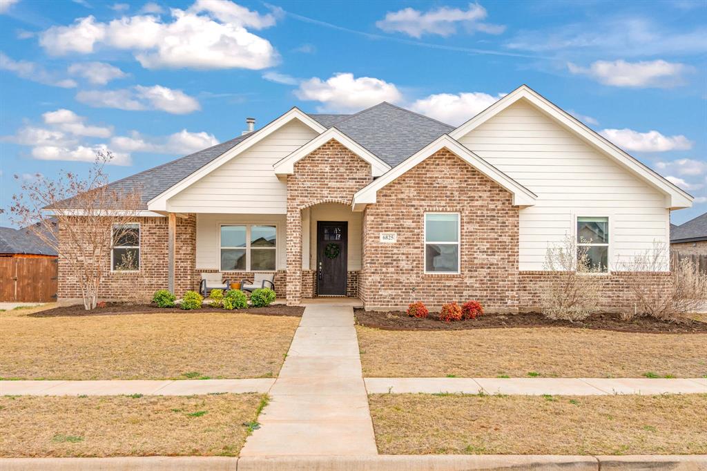 6825 Desert Willow Trail