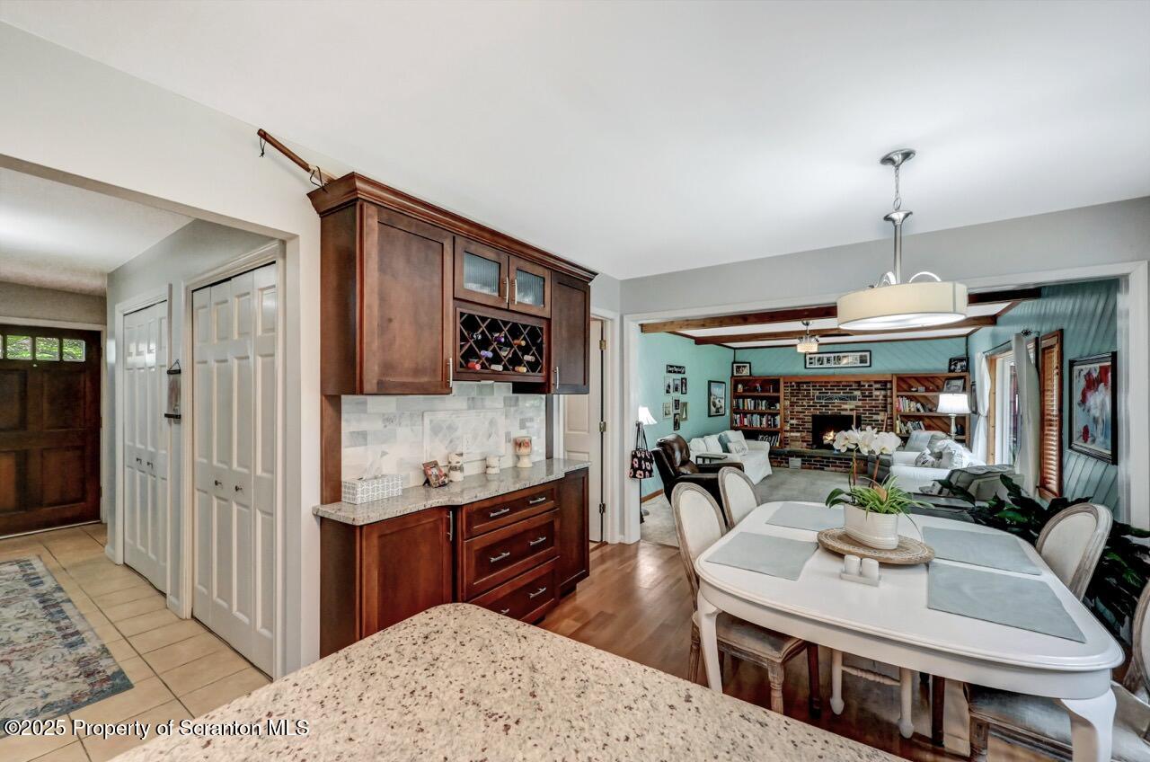 1001 Woodland Way