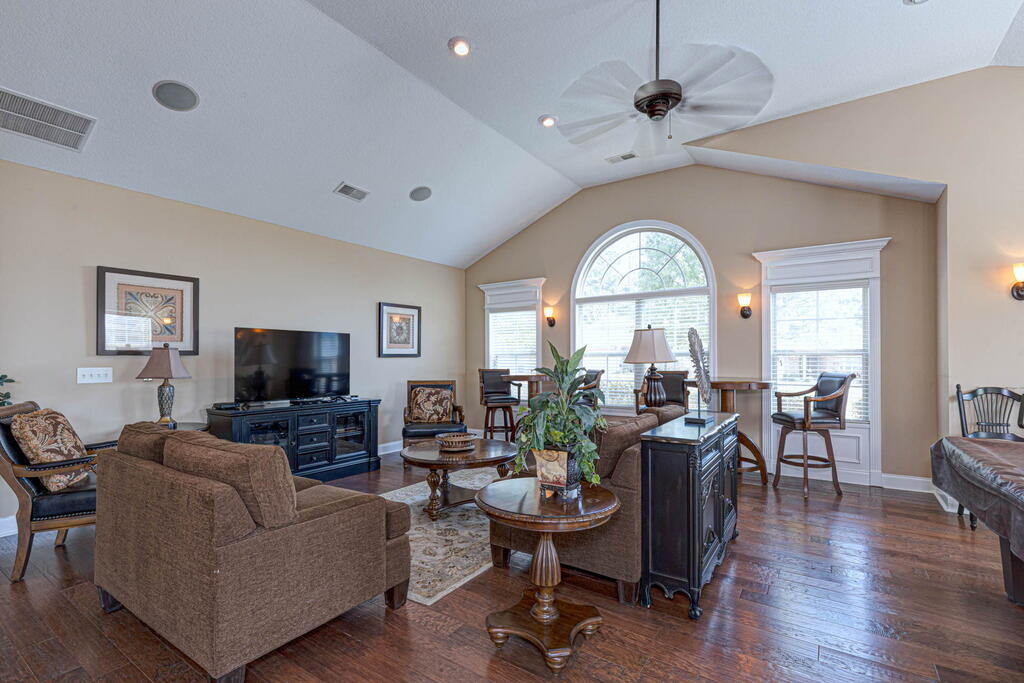 8715 Palazzo Place