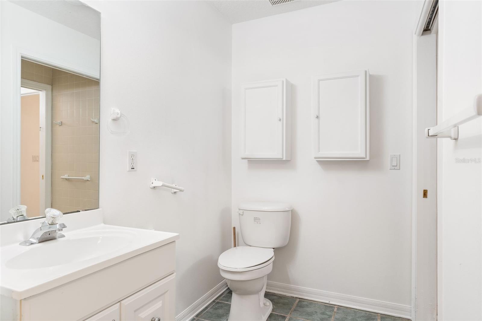 2800 Hammock Groves Road