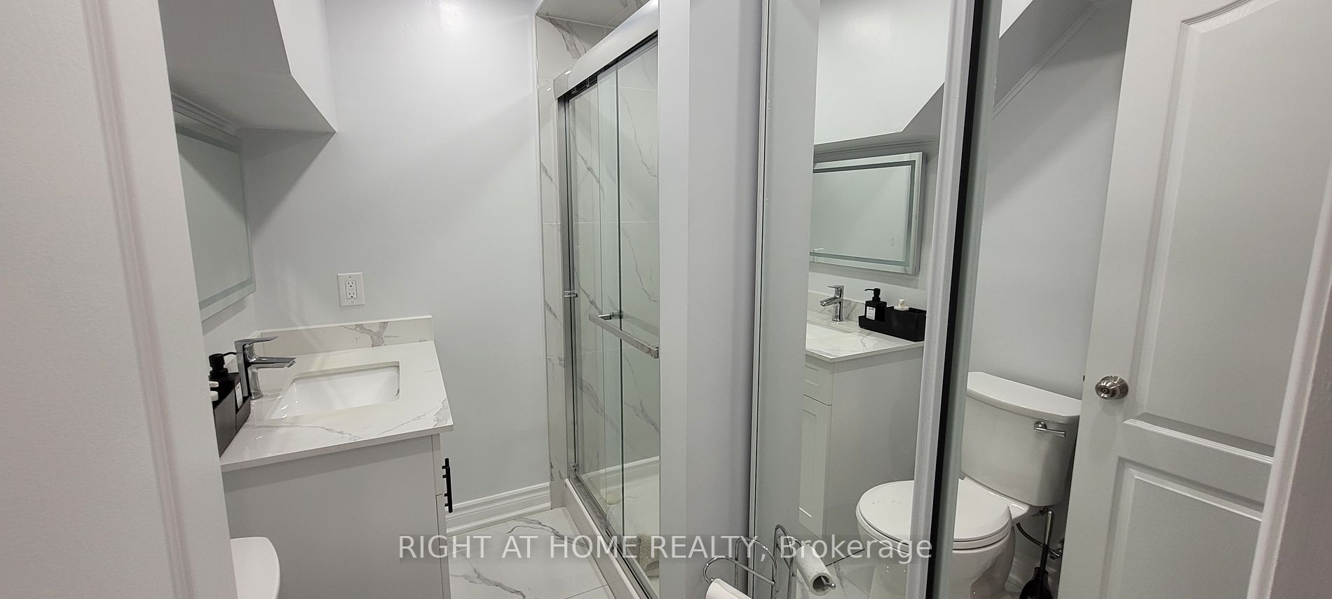 11 N Lesterwood Cres