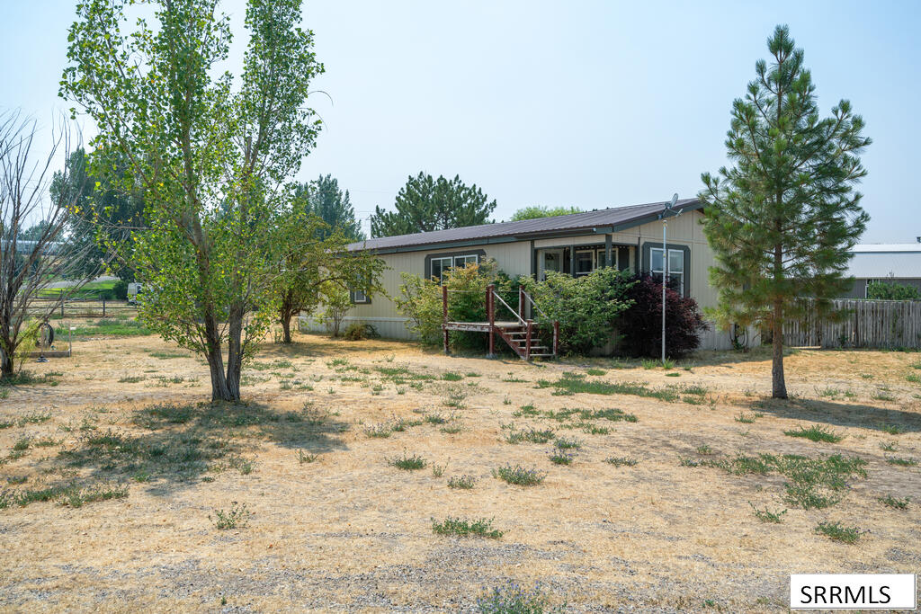 1184 N 1340 E